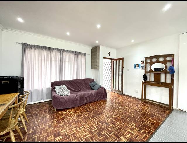 3 BEDROOM HOUSE RENTED IN FAIRWAYS